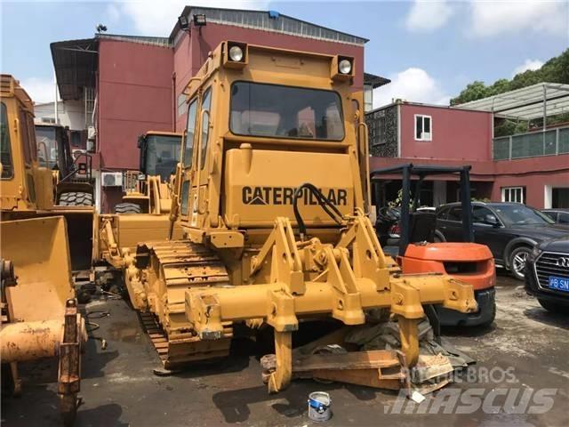 CAT D6D Pásové dozéry