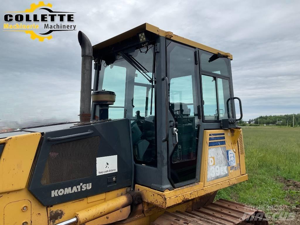 Komatsu D 39 EX-21 A Pásové dozéry