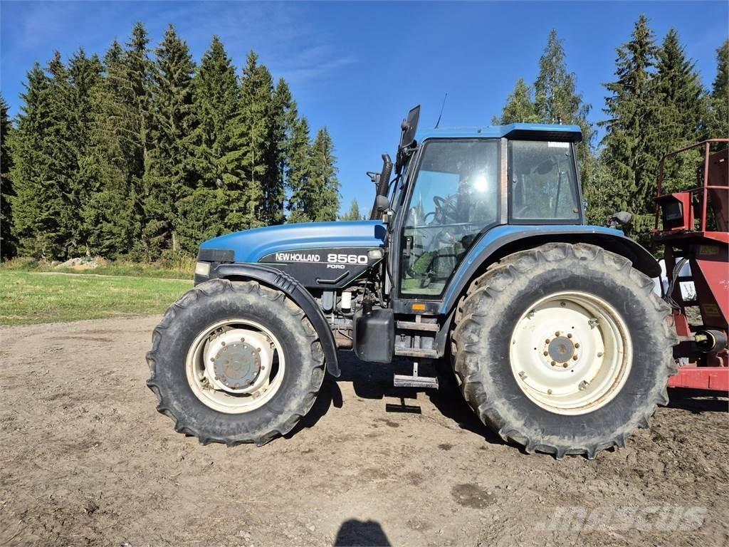 New Holland 8560RC Traktory