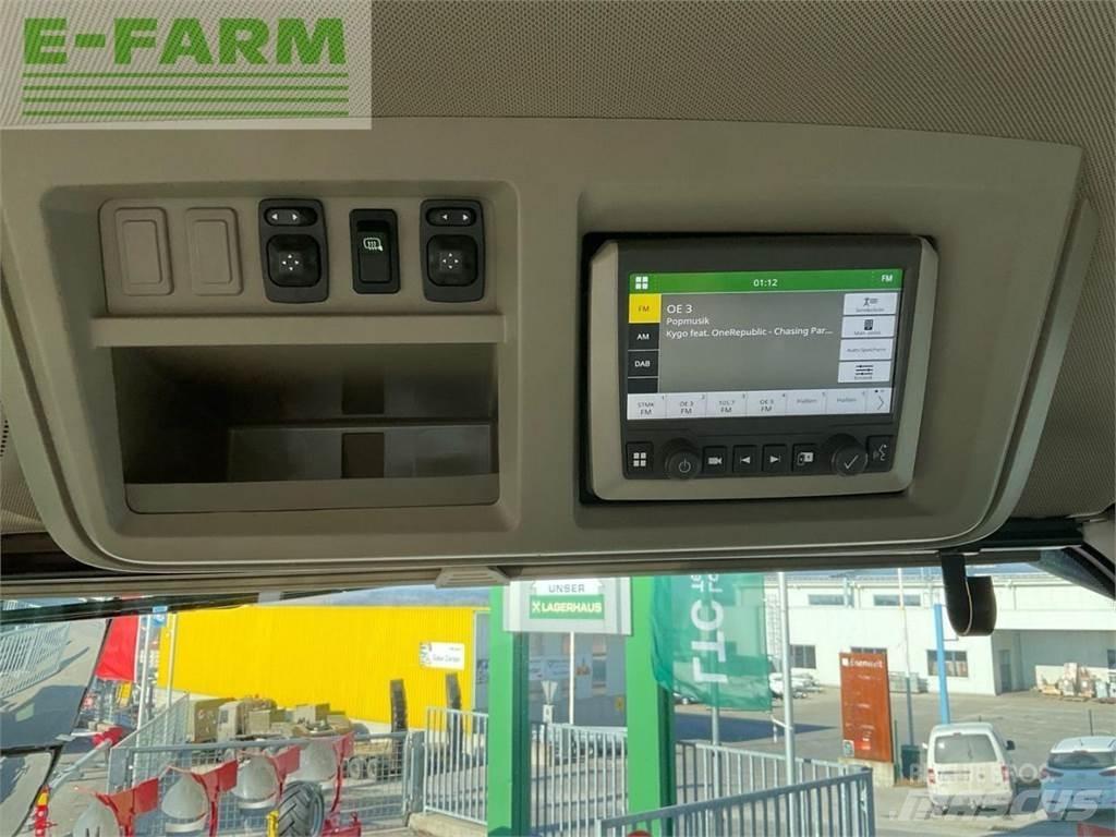John Deere 8R 410 Traktory