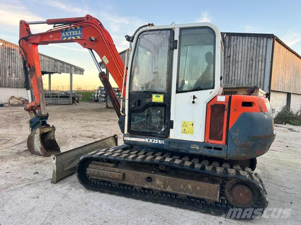 Kubota KX 251 Midi rýpadlá 7 t - 12 t