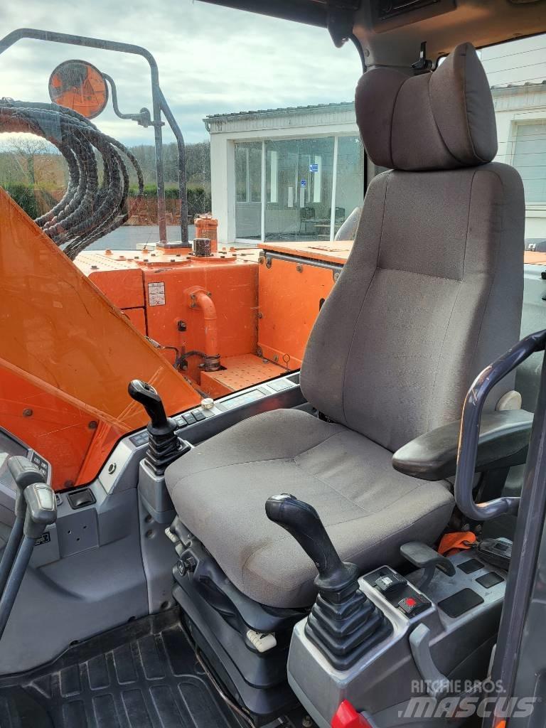 Doosan DX 140 LCR-3 Pásové rýpadlá