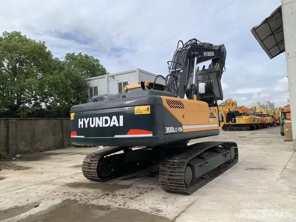 Hyundai R300LS-9S Pásové rýpadlá