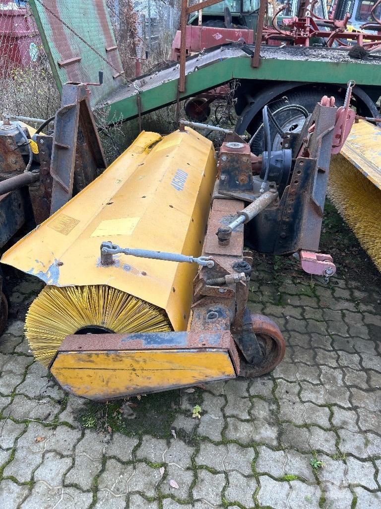 GMR FF2200 SPS Zametacie stroje