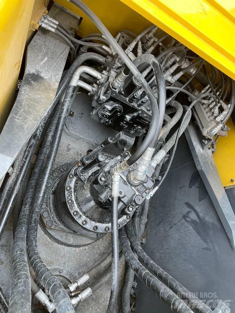 Kobelco SK 250 Pásové rýpadlá