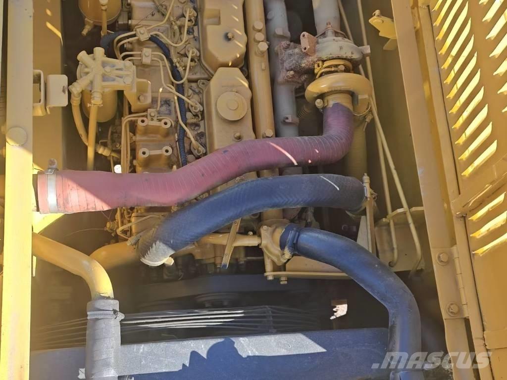 CAT 320 Pásové rýpadlá