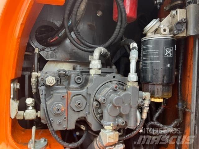 Doosan DX 140 LCR-5 Pásové rýpadlá