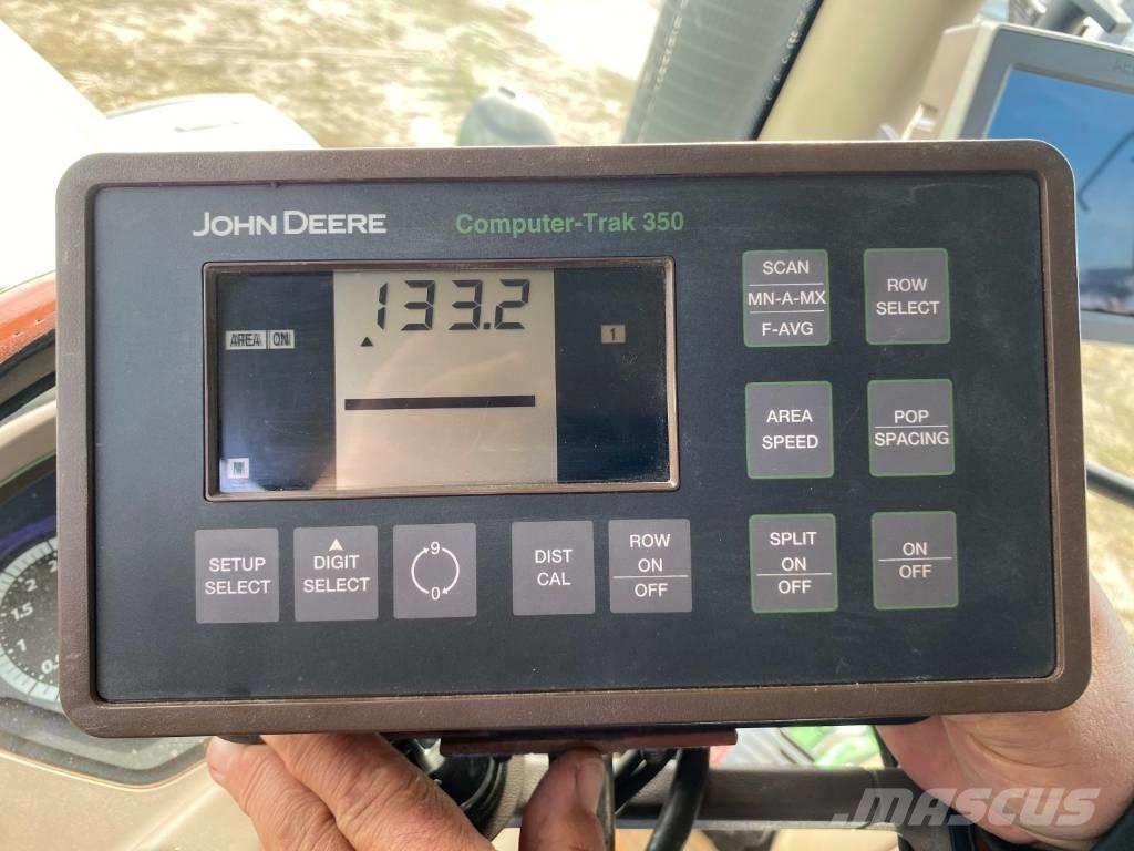 John Deere 1750 Sadiace stroje