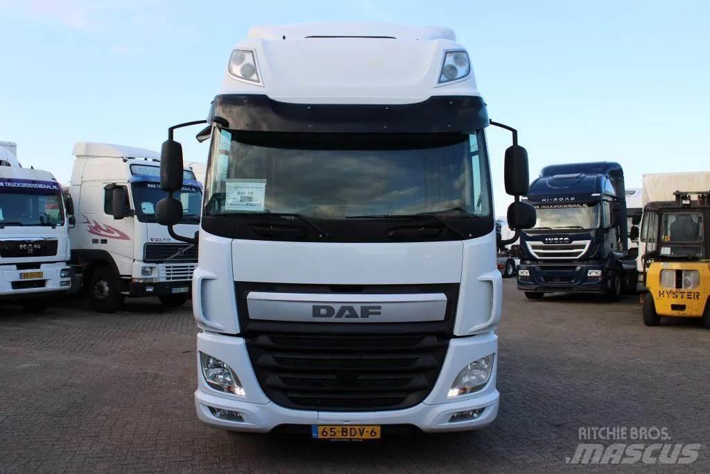 DAF CF 440 + EURO 6 Ťahače