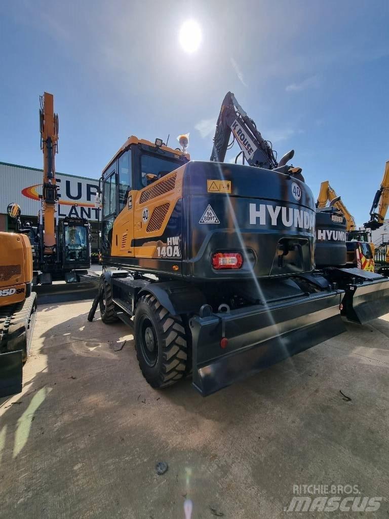 Hyundai HW140A Kolesové rýpadlá