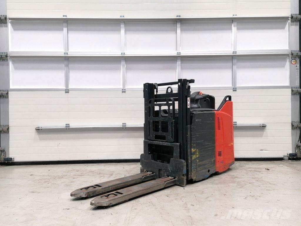 Linde D12 SP Ručne vedené vysokozdvižné vozíky