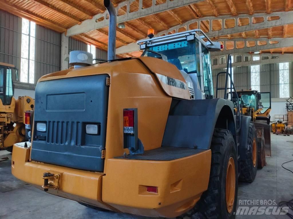 Liebherr 544 Kolesové nakladače