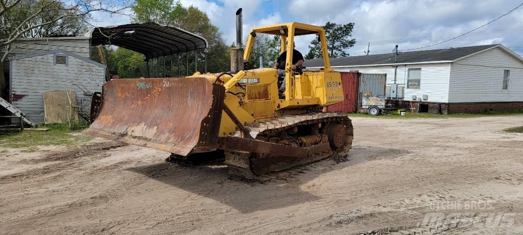 John Deere 850 B Pásové dozéry