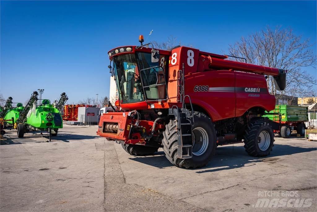 Case IH AF6088 Kombinované zberacie stroje