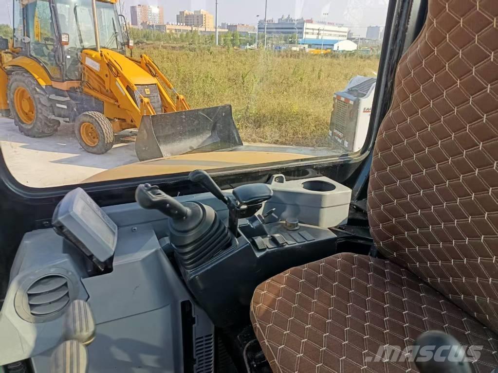 CAT 303.5 E CR Mini rýpadlá < 7t