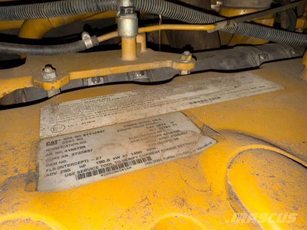 CAT D6T LGP Pásové dozéry