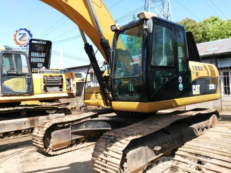 CAT 323 D L Pásové rýpadlá