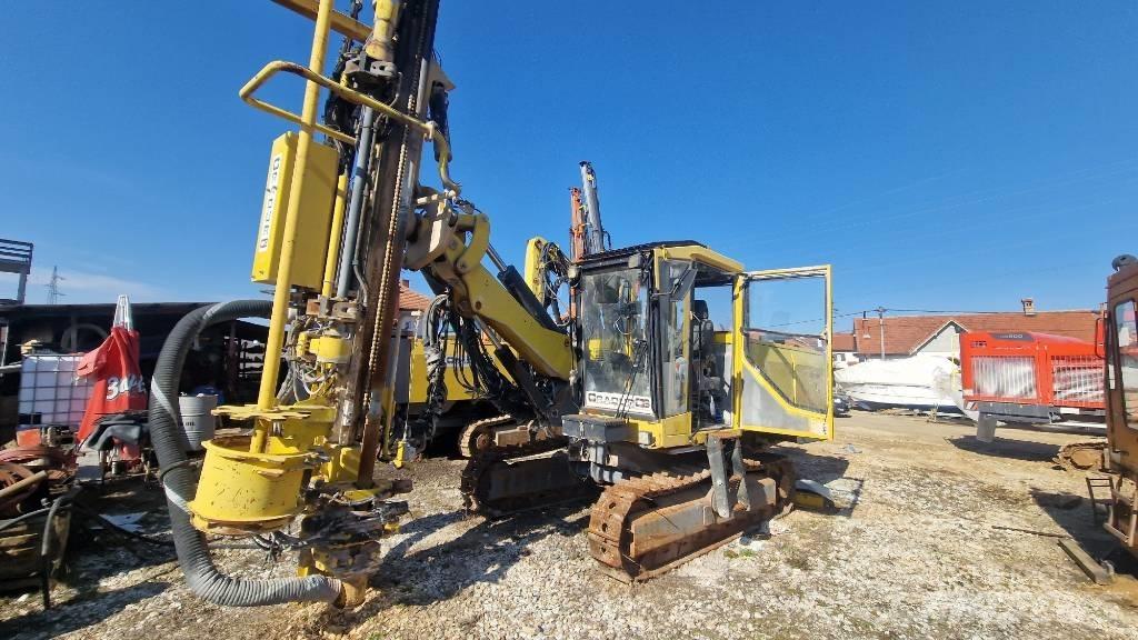 Atlas Copco F6 Povrchové vrtné súpravy