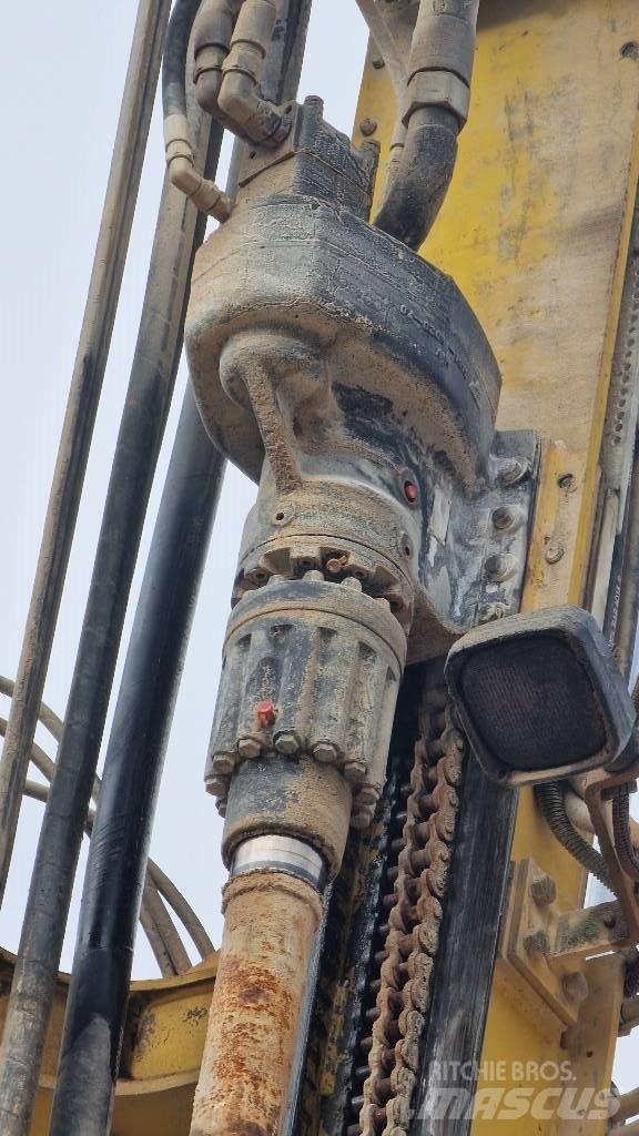 Atlas Copco F6 Povrchové vrtné súpravy