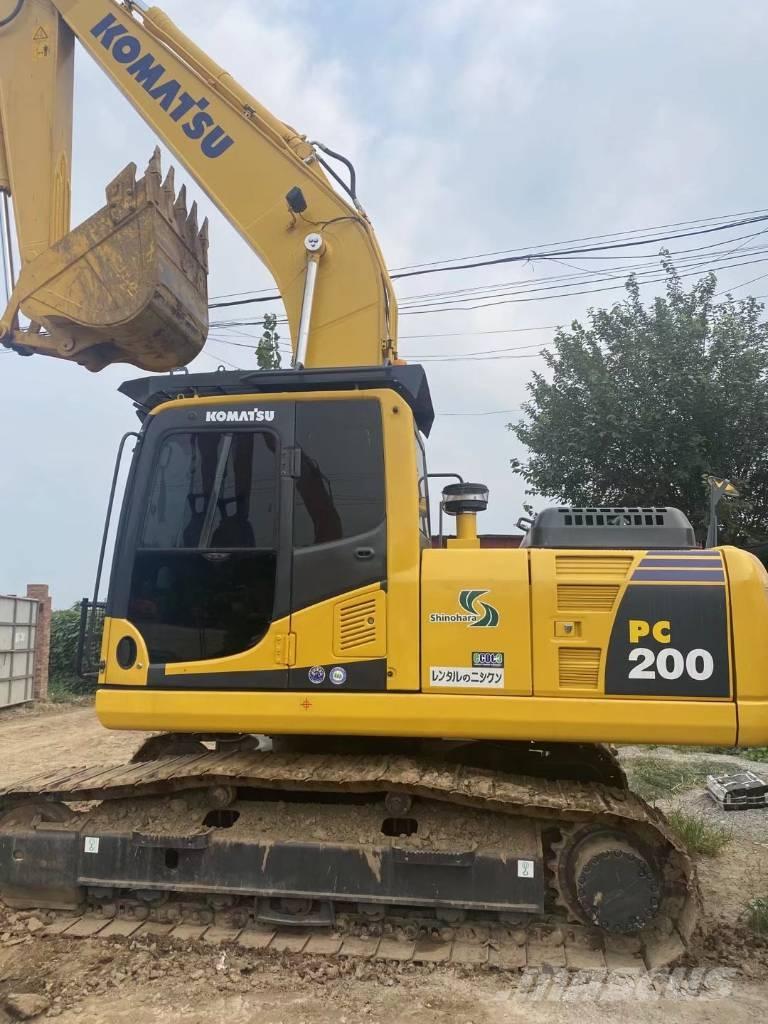 Komatsu pc200-8 Pásové rýpadlá