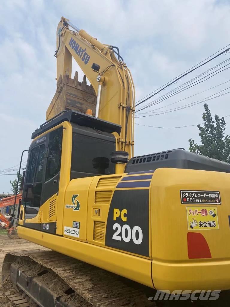 Komatsu pc200-8 Pásové rýpadlá