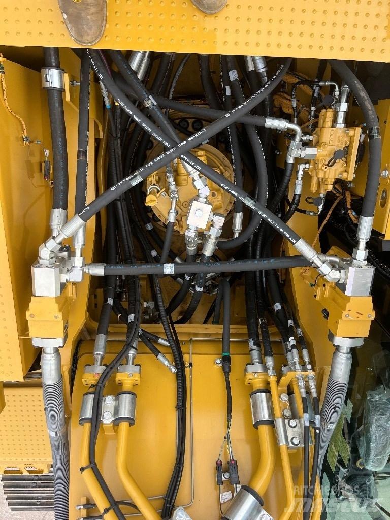 CAT 340 Pásové rýpadlá