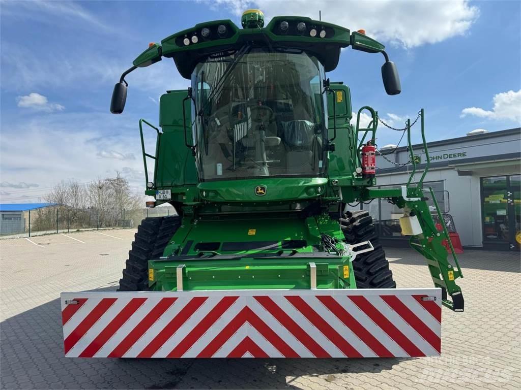 John Deere T670 Kombinované zberacie stroje