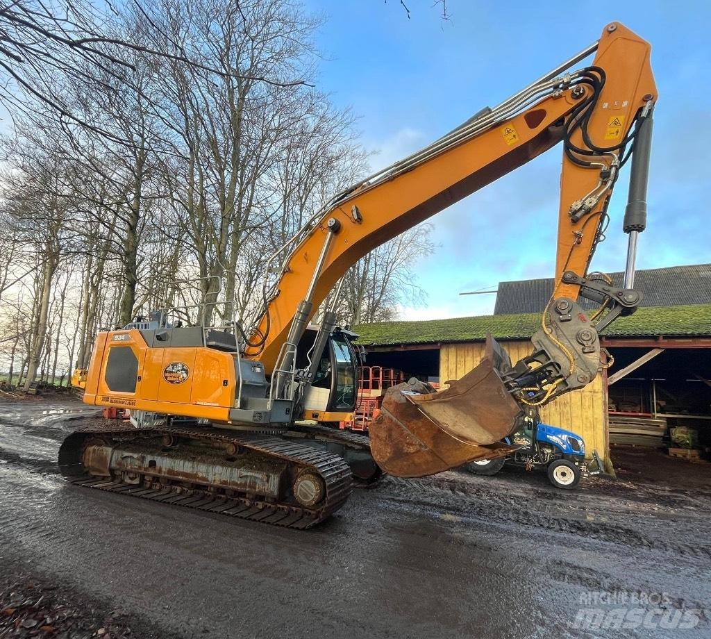 Liebherr R934 G8 Pásové rýpadlá
