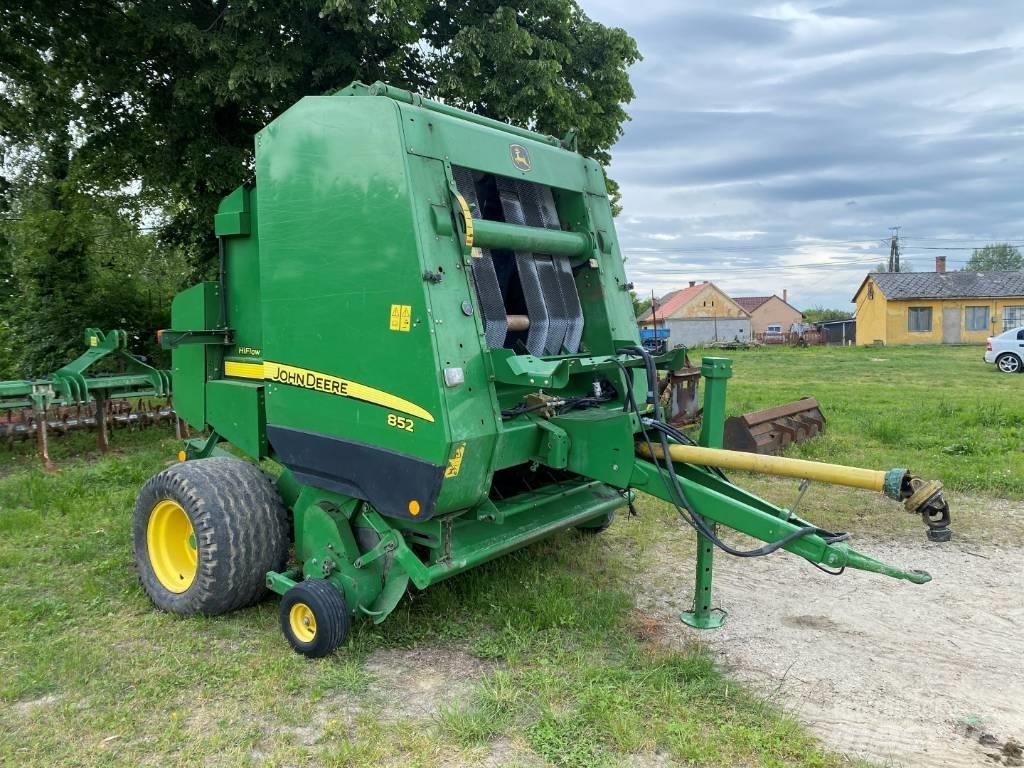 John Deere 852 Lisy na okrúhle balíky