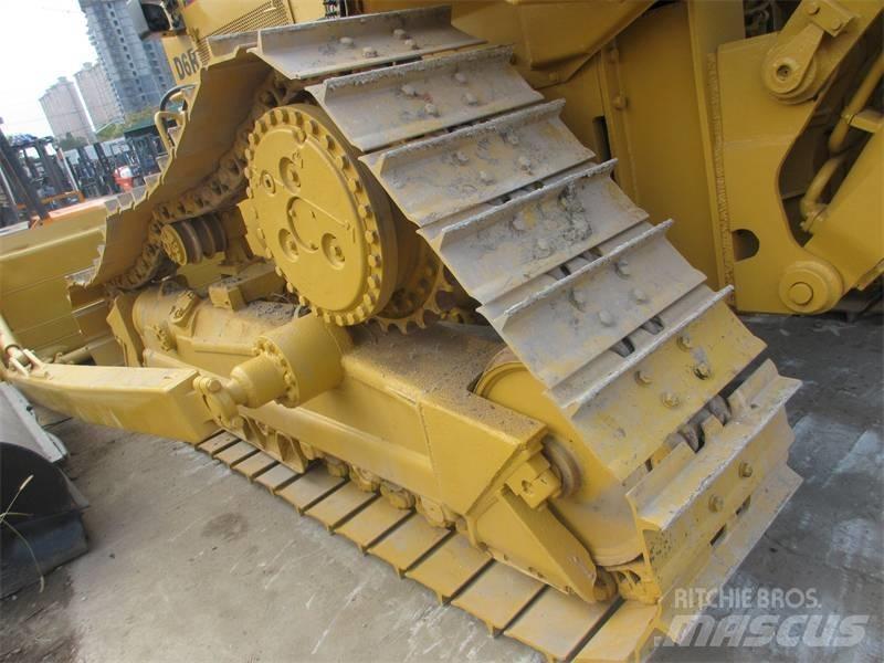 CAT D 6 R Grejdery