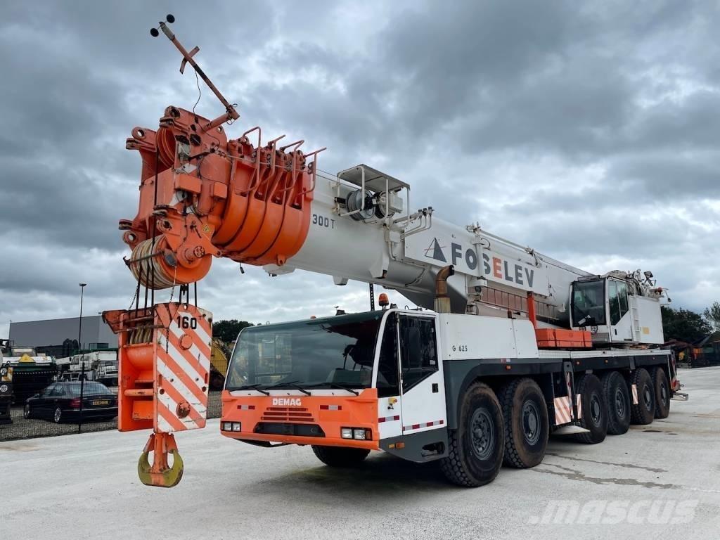 Demag AC 300 Univerzálne terénne žeriavy