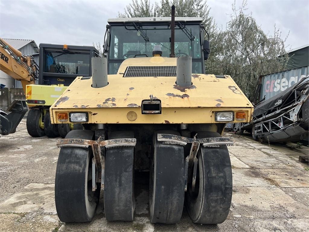 Stavostroj VP 2400 Pneumatikové valce