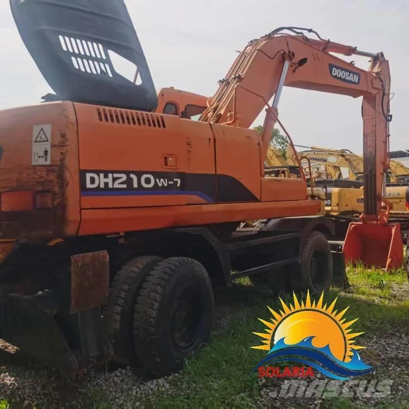 Doosan DH 210 W-7 Kolesové rýpadlá