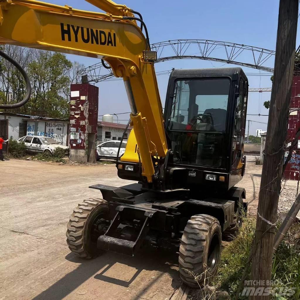 Hyundai R60W-7 Kolesové rýpadlá