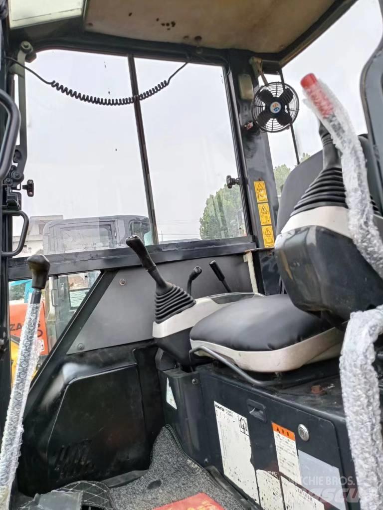 Komatsu PC 30 Mini rýpadlá < 7t
