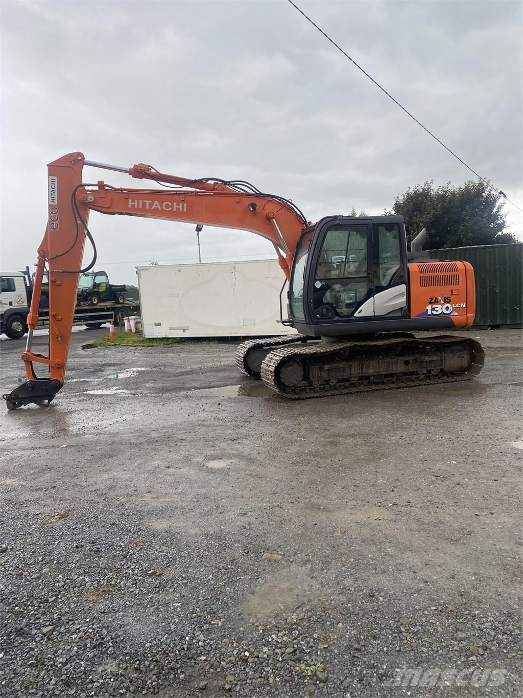 Hitachi 130-6 Pásové rýpadlá