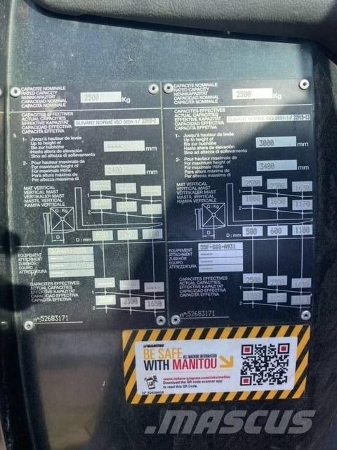 Manitou MC 25 Terénne vysokozdvižné vozíky
