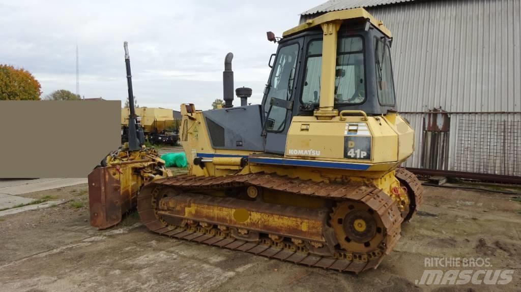 Komatsu D 41 P-6 Pásové dozéry