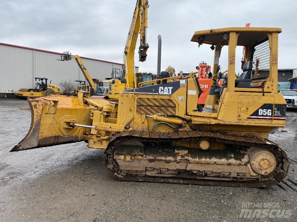 CAT D5G XL Pásové dozéry