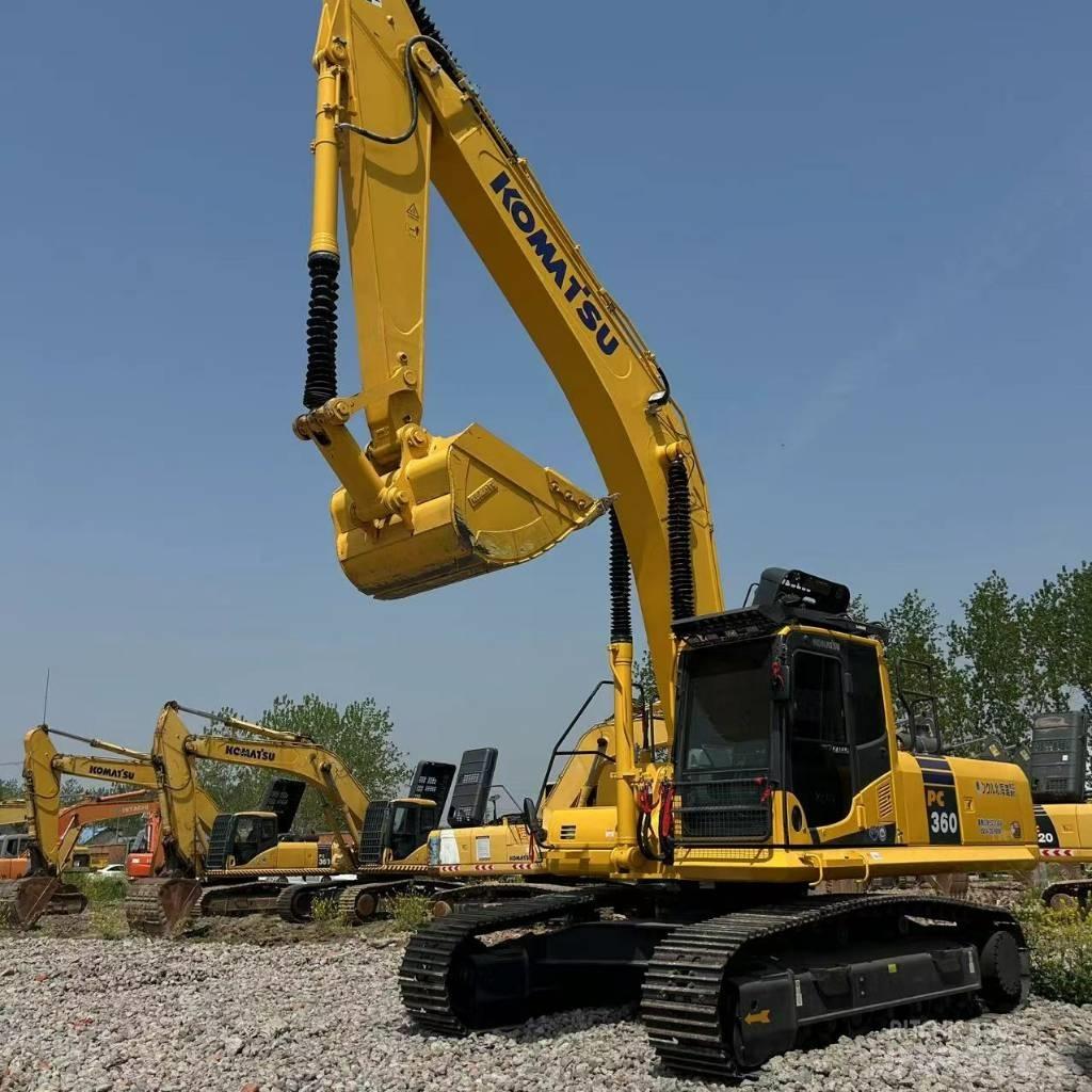 Komatsu 360 Pásové rýpadlá