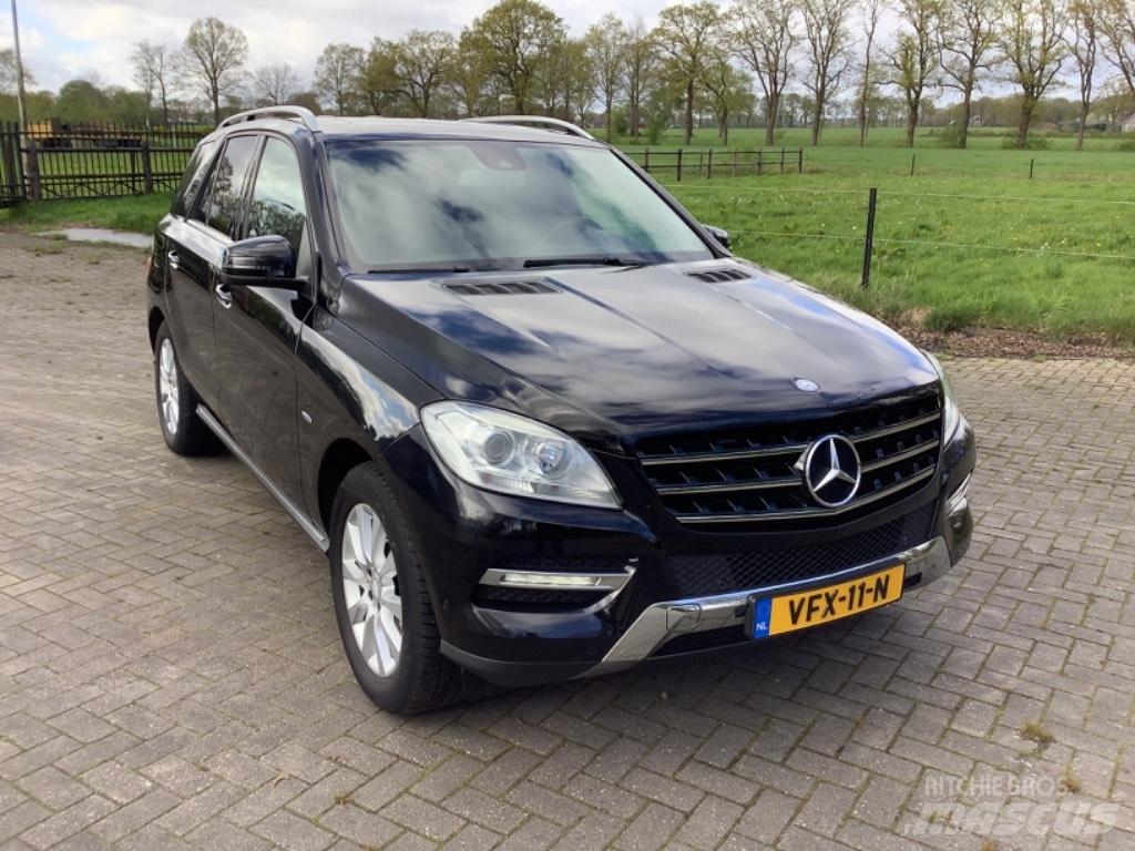 Mercedes-Benz ML 350 Terénne vozidlá