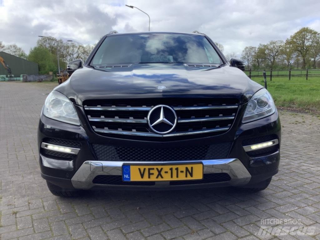 Mercedes-Benz ML 350 Terénne vozidlá