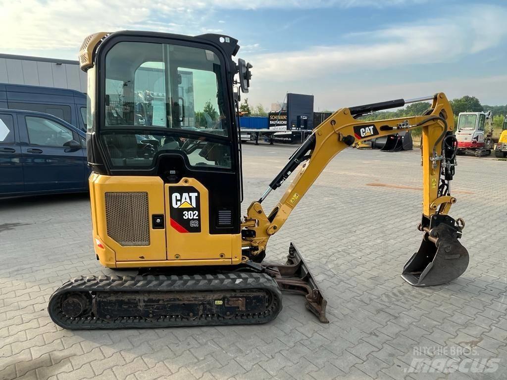 CAT 302 Mini rýpadlá < 7t