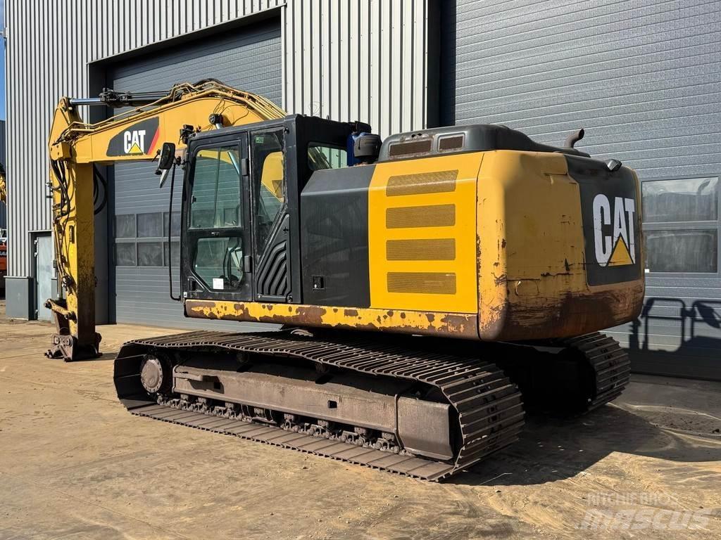 CAT 323EL Pásové rýpadlá
