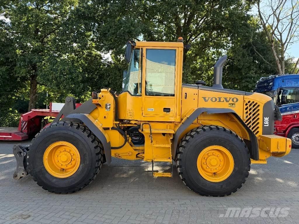 Volvo L60E Kolesové nakladače