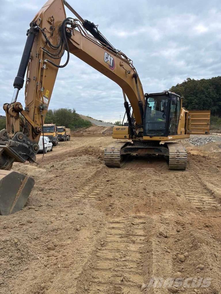 CAT 320 Pásové rýpadlá