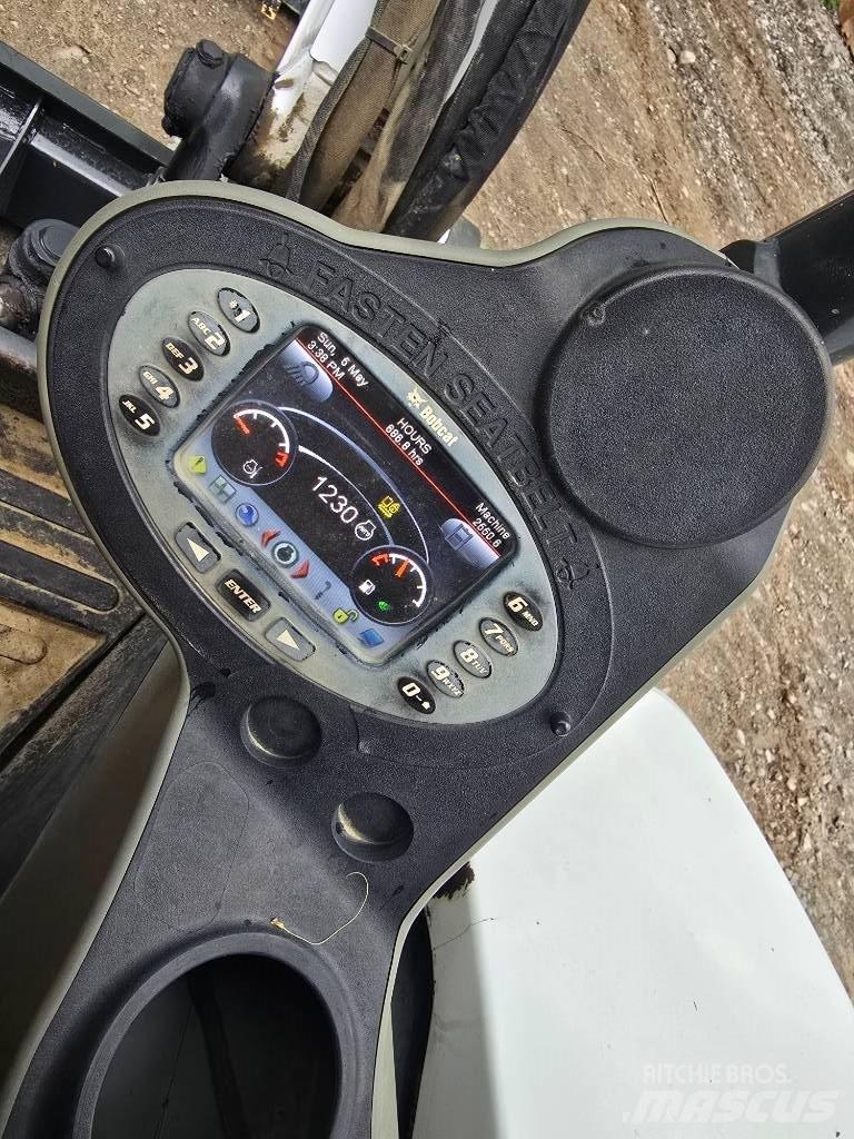 Bobcat E 50 Mini rýpadlá < 7t