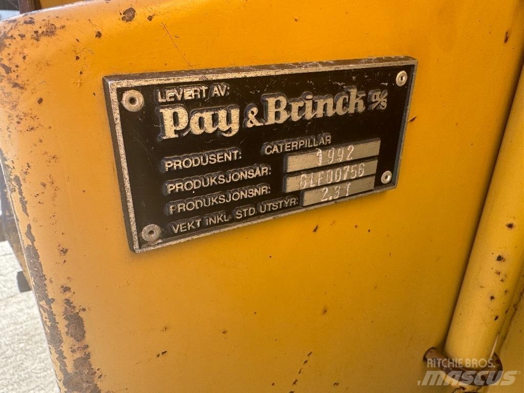 CAT CB 214 B Pôdne kompaktory