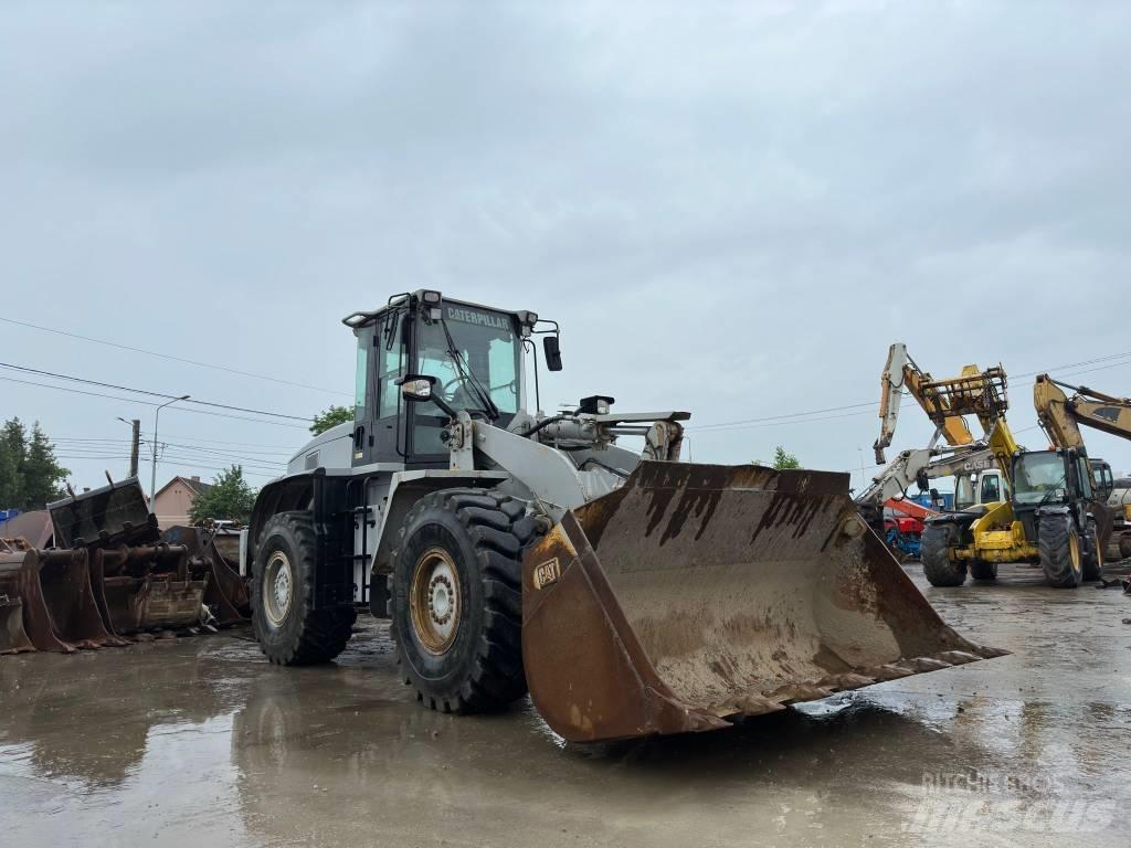 CAT 936H Kolesové nakladače