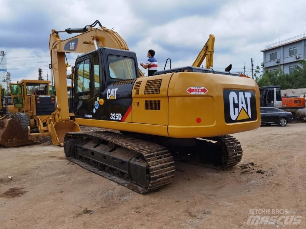 CAT 325DL Pásové rýpadlá